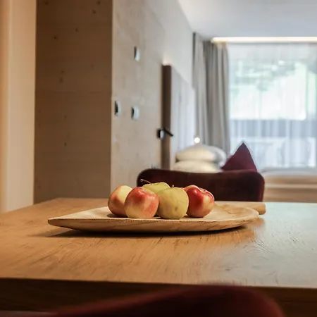 Hotel Stoeres - Active Wellbeing San Cassiano (Badia)