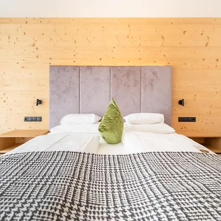 Stoeres - Active Wellbeing Hotel