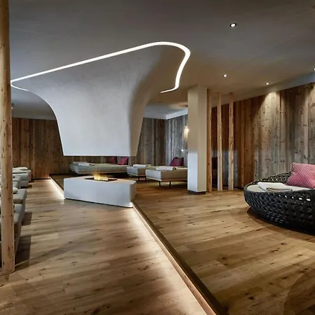 Stoeres - Active Wellbeing Hotel